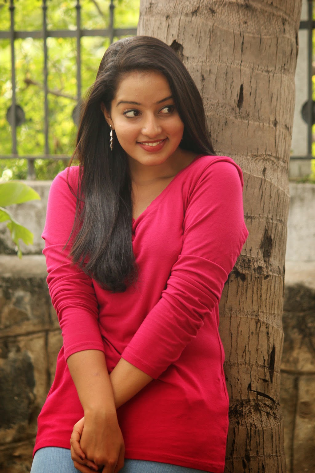 Service available  hrs full enjoy only 